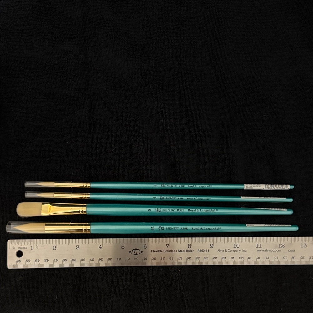 Royal & Langnickel Artist Brushes